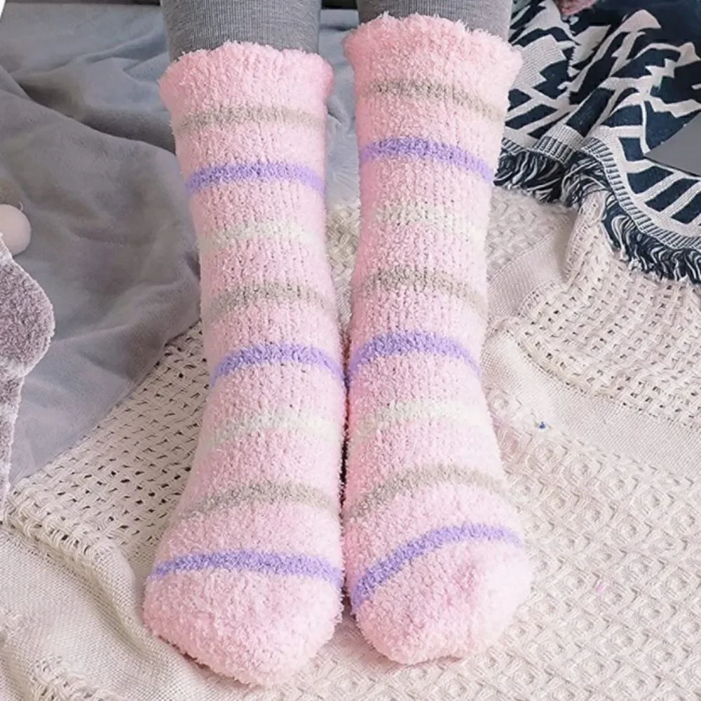 N/A women fuzzy